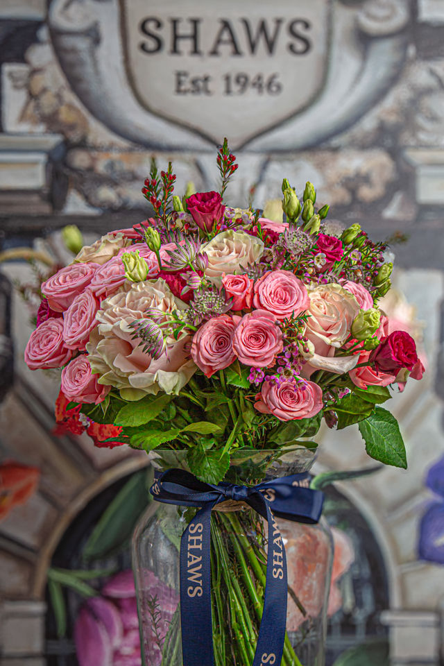 Country pinks tones floral arrangement by Shaws of Covent Garden - view 2